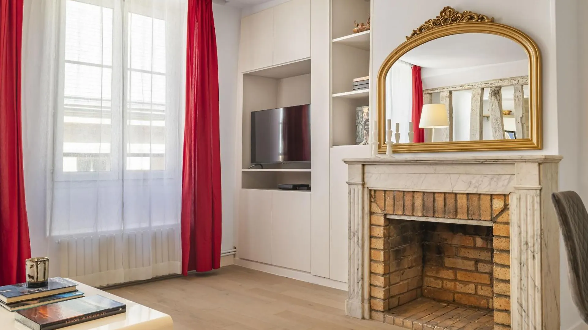Ecarlate Apartment Paris 0*,  France