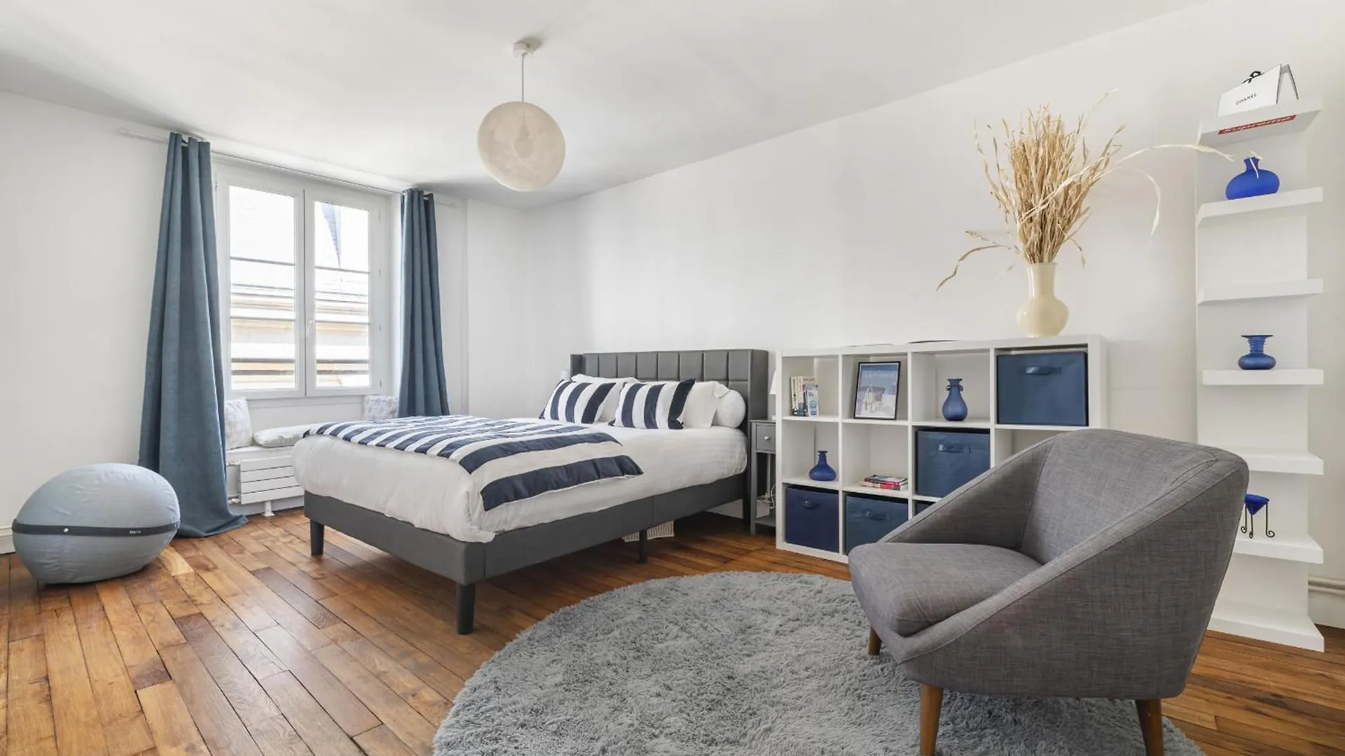 Ecarlate Apartment Paris